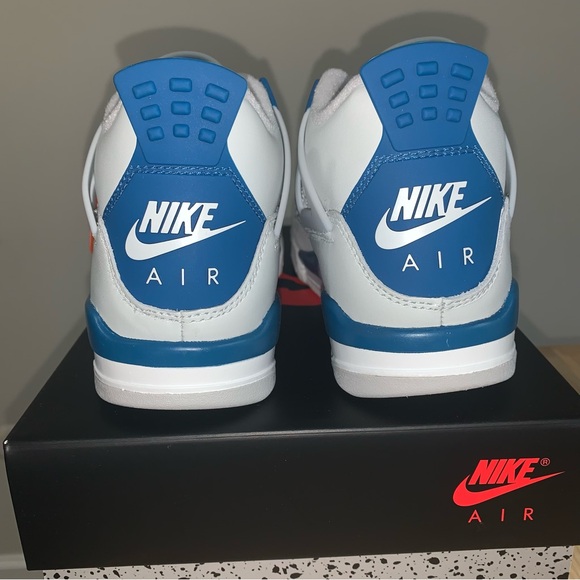 Air Jordan 4 Retro Military Blue GS Shoes - Picture 4 of 4